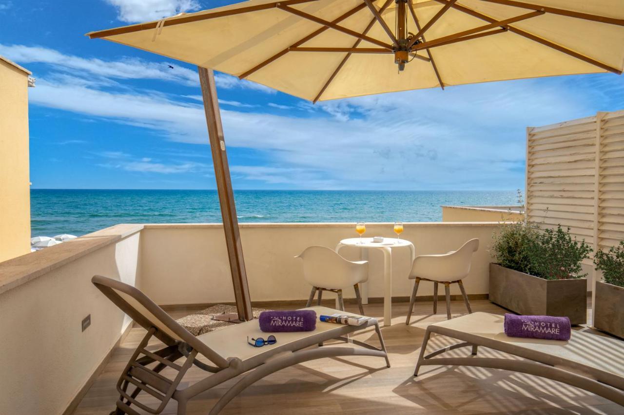 Hotel Miramare Latina Bagian luar foto