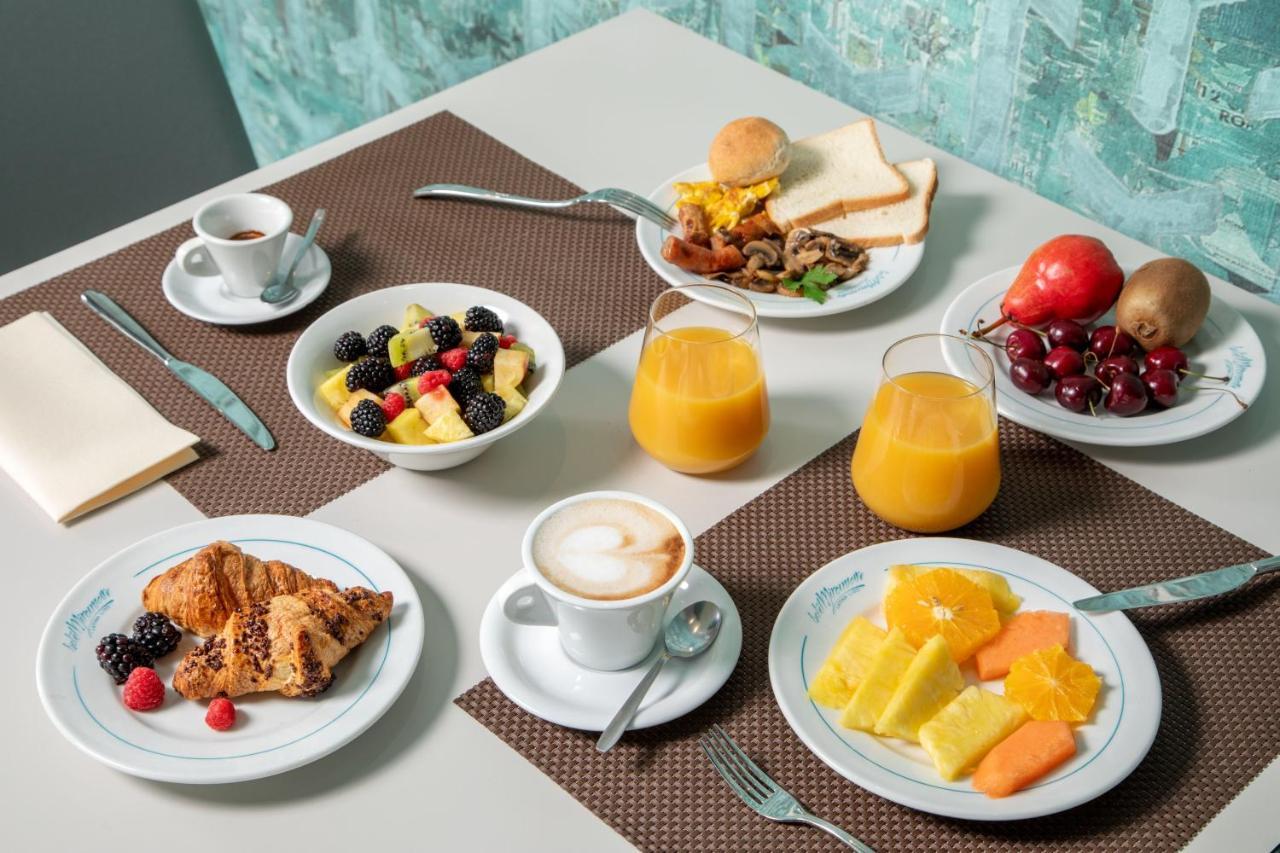 Hotel Miramare Latina Bagian luar foto